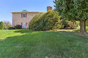 162 Briar Ridge Dr, Waynesboro, PA 17268 - Photo 39