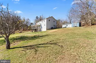 13608 Maryland Ave, Blue Ridge Summit, PA 17214 - Photo 9