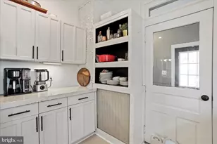 542 E Liberty St, Chambersburg, PA 17201 - Photo 15