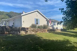 158 Farm Dr, Thompsontown, PA 17094 - Photo 1