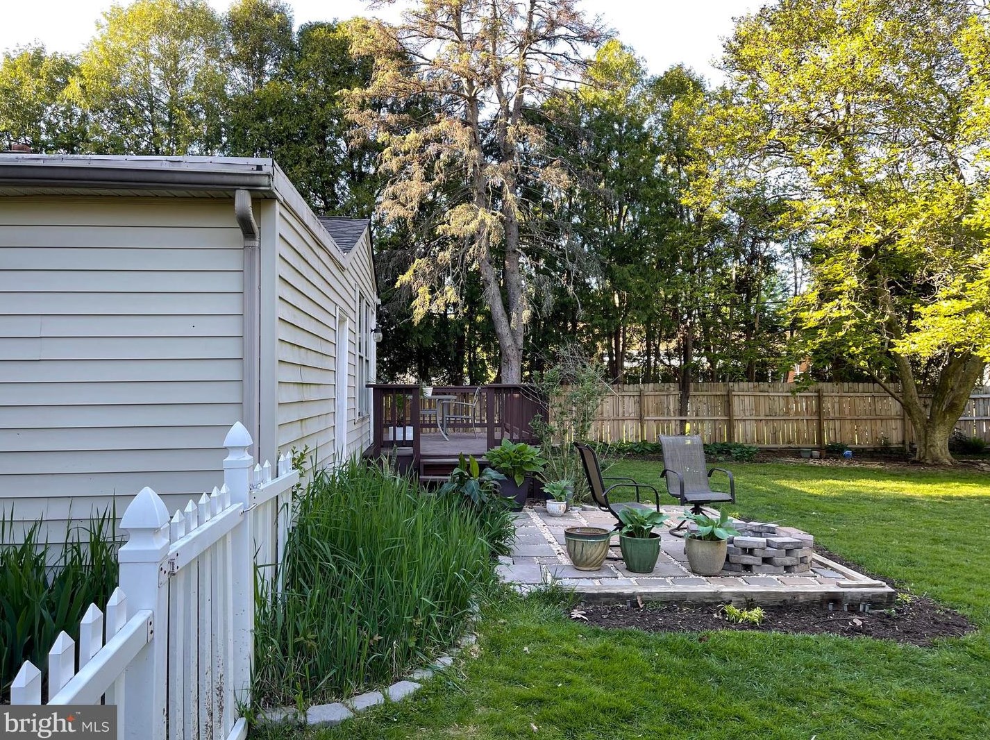 5975 Leebel Rd, East Petersburg PA  17520-1512 exterior