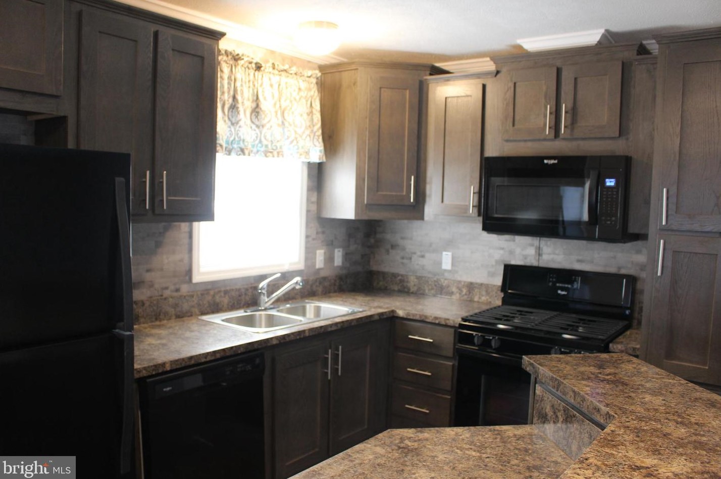 4664 Marietta Ave, Kinderhook PA  17512-8729 exterior