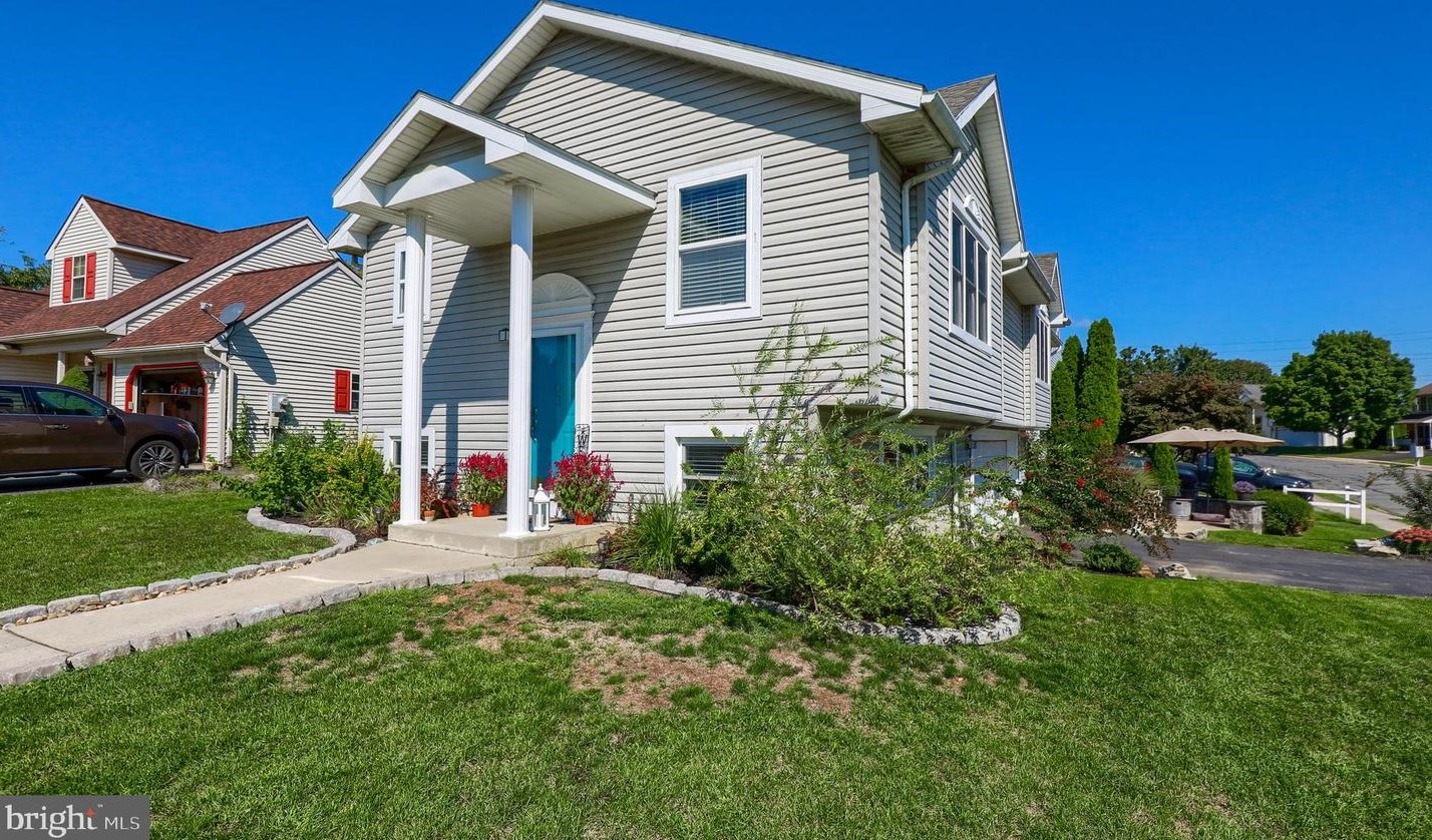 103 Ashley Dr, Marietta PA  17547-9217 exterior