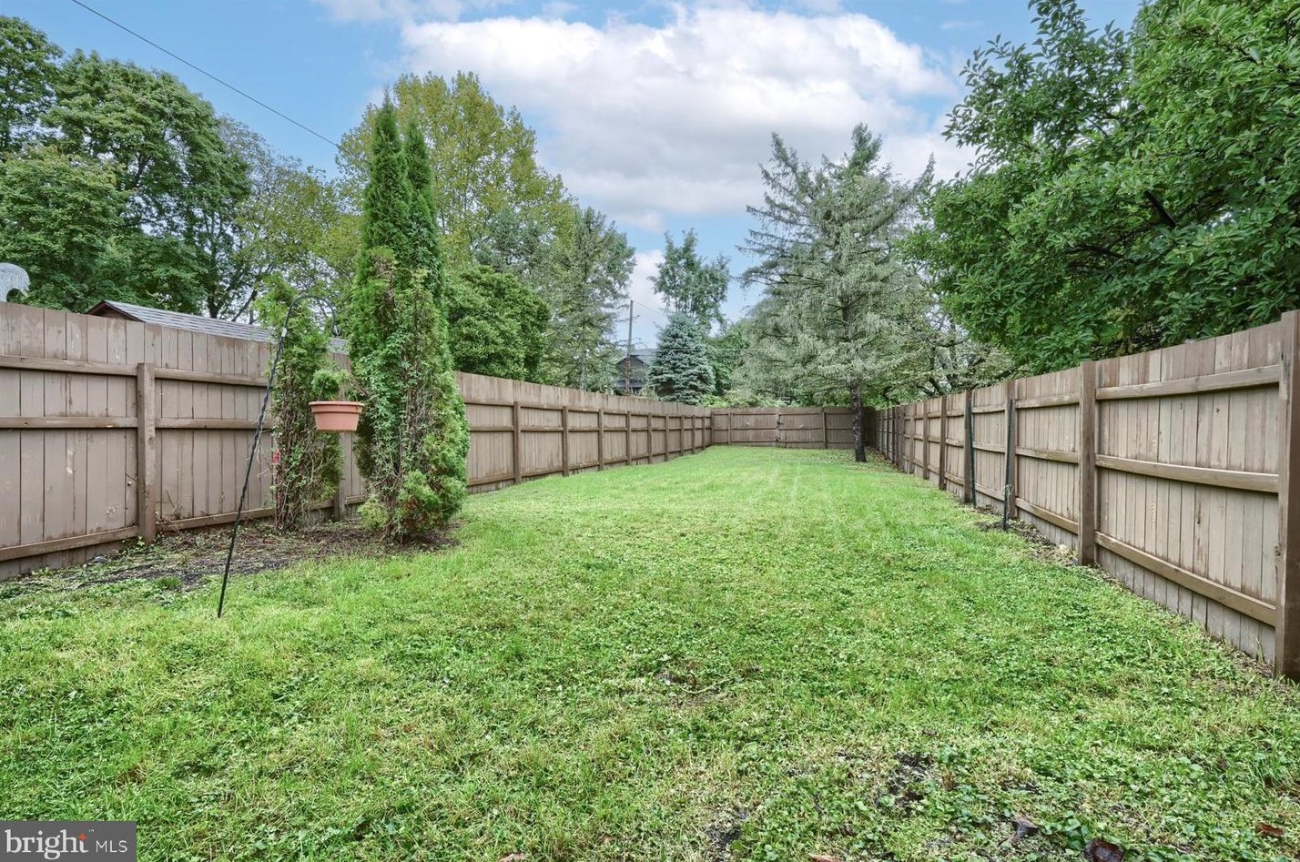 214 Front St, Marietta PA  17547-1504 exterior