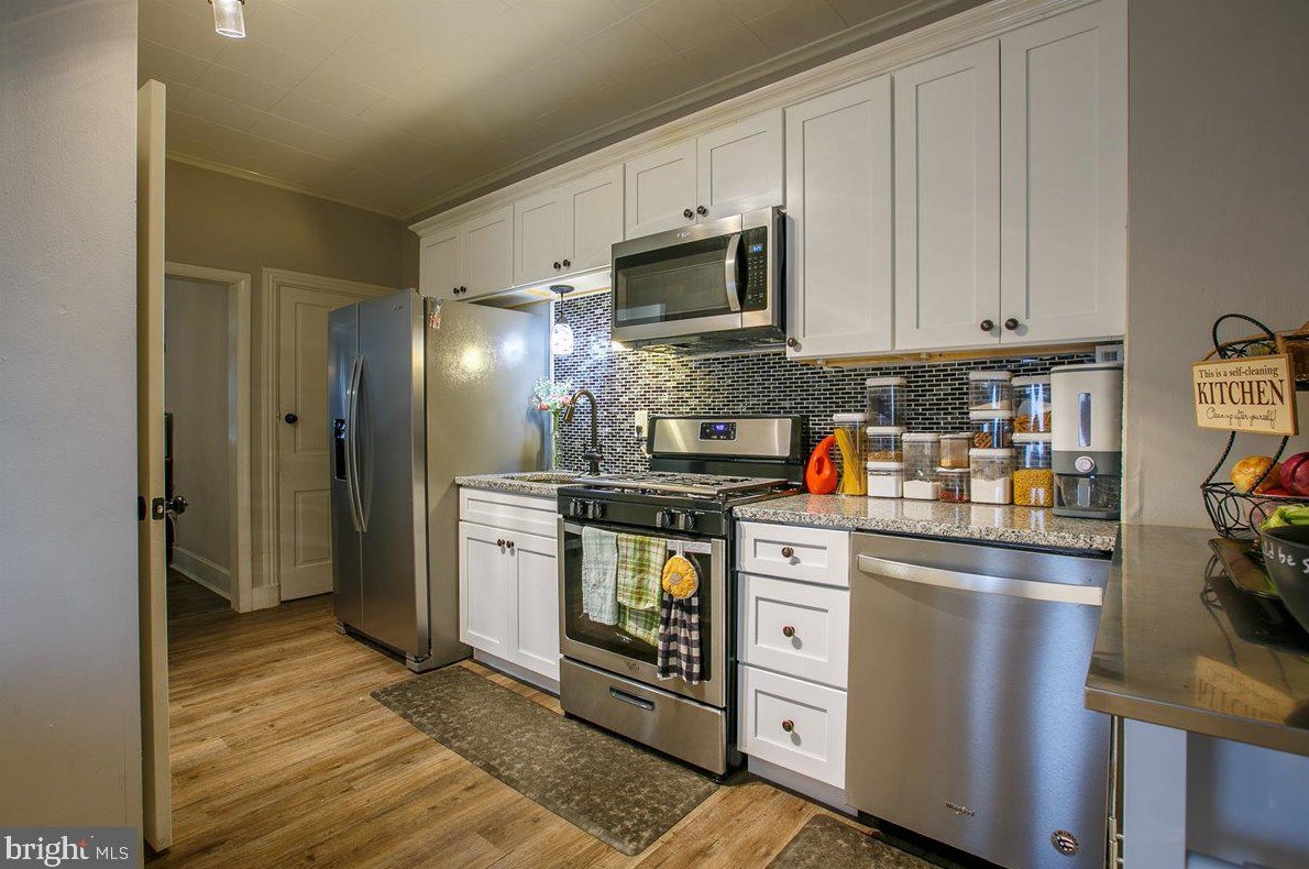 288 5th St, Kinderhook PA  17512-2239 exterior