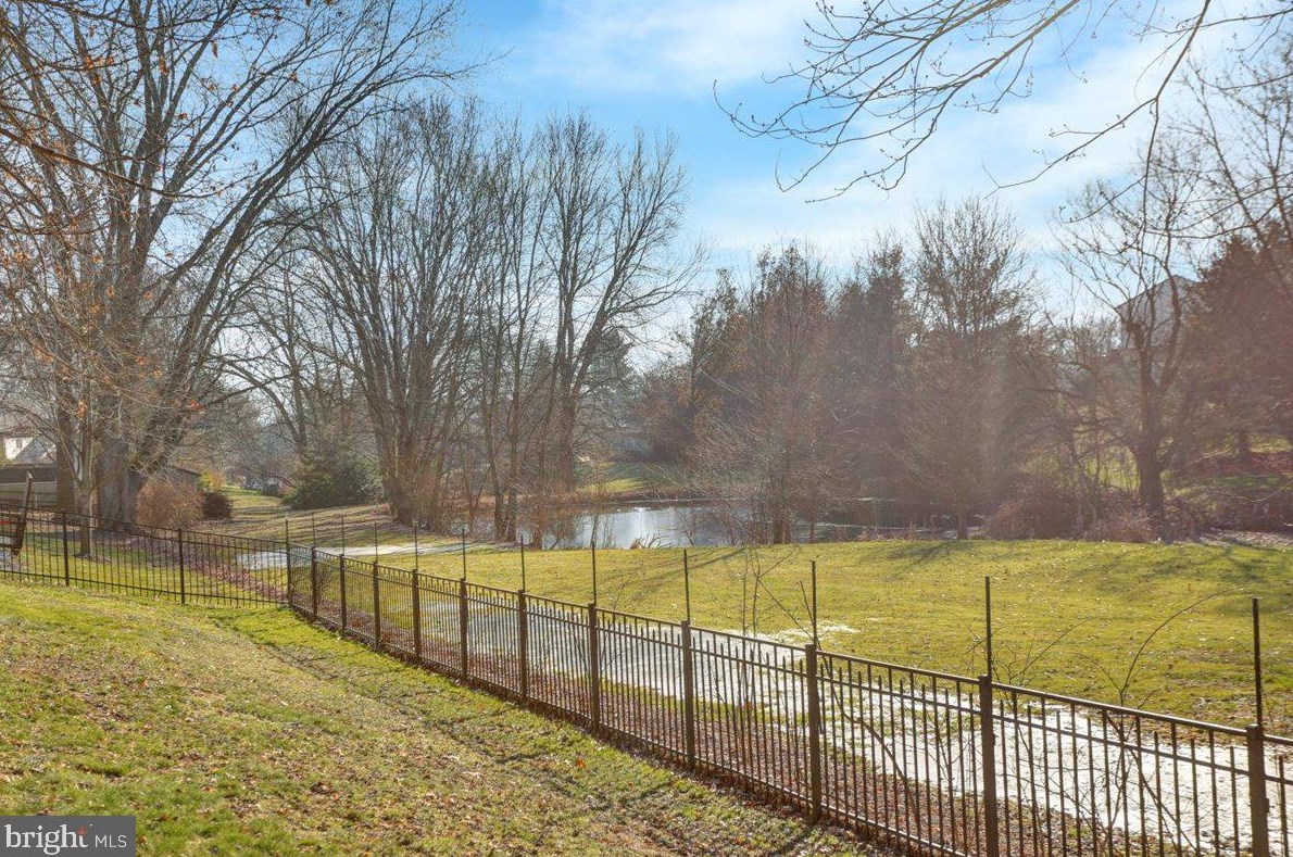 350 Lakeview Dr, Old Line PA  17545-9233 exterior