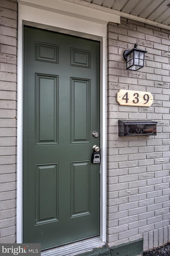 439 Poplar St, Kinderhook PA  17512-2121 exterior
