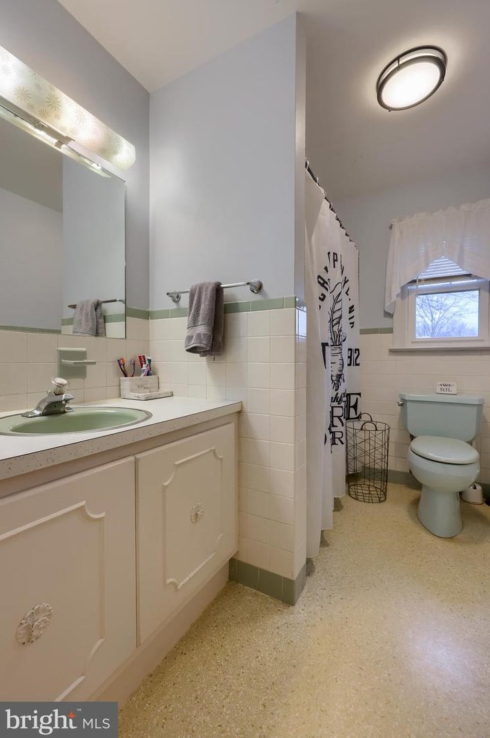 852 Mount Joy Rd, Old Line PA  17545-1909 exterior