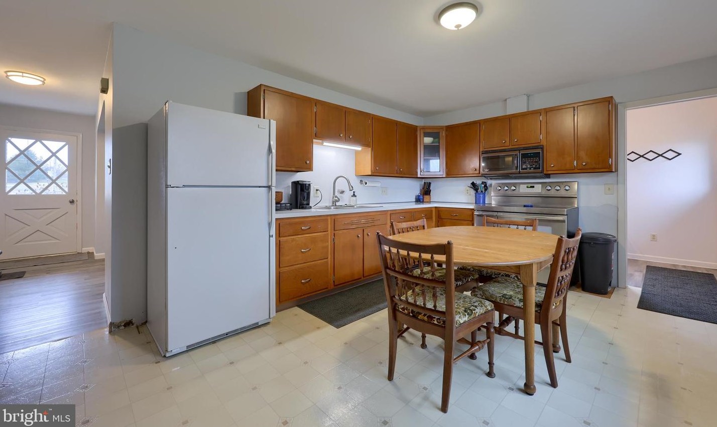 852 Mount Joy Rd, Old Line PA  17545-1909 exterior