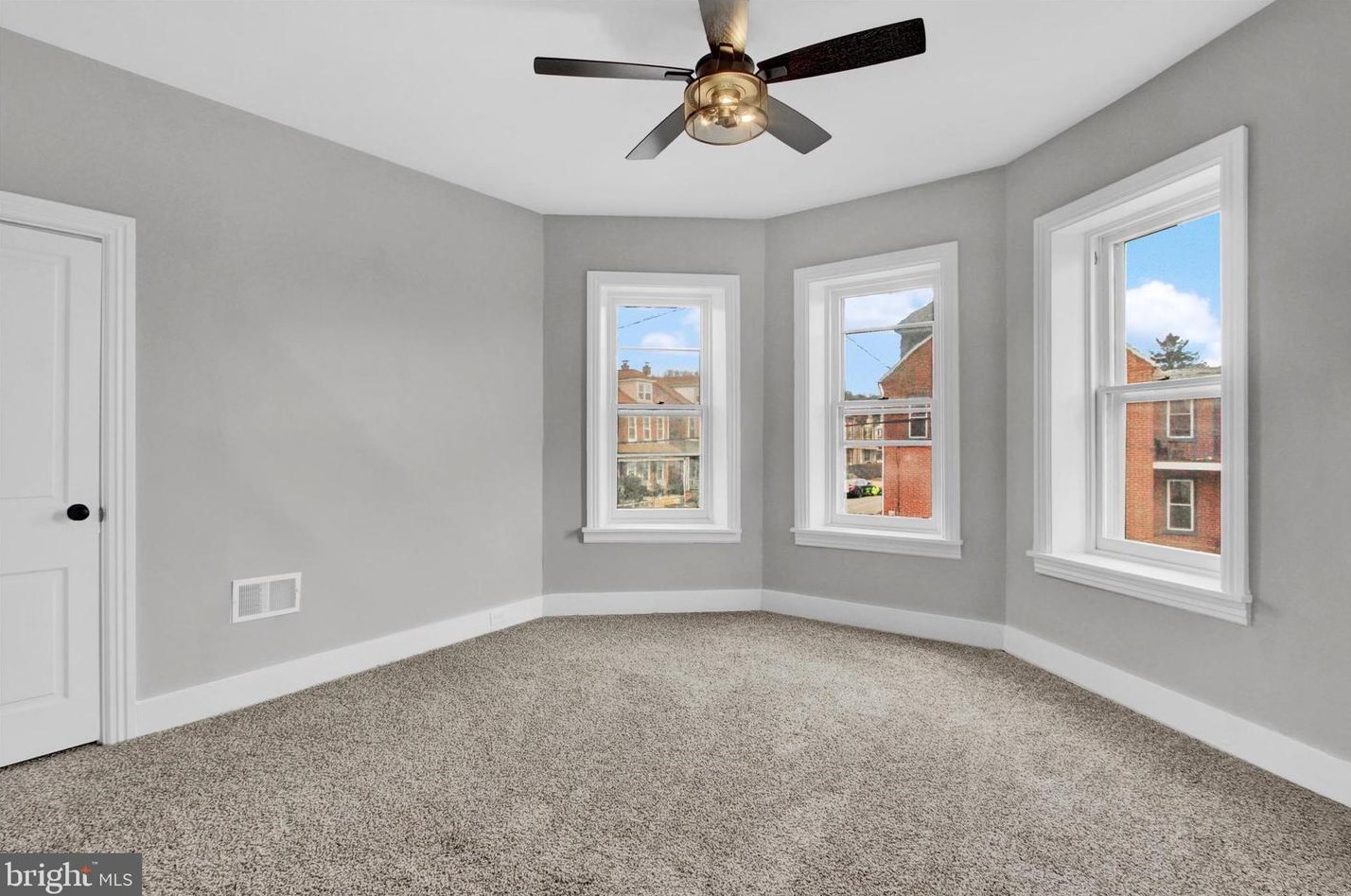 852 Spruce St, Kinderhook PA  17512-1331 exterior