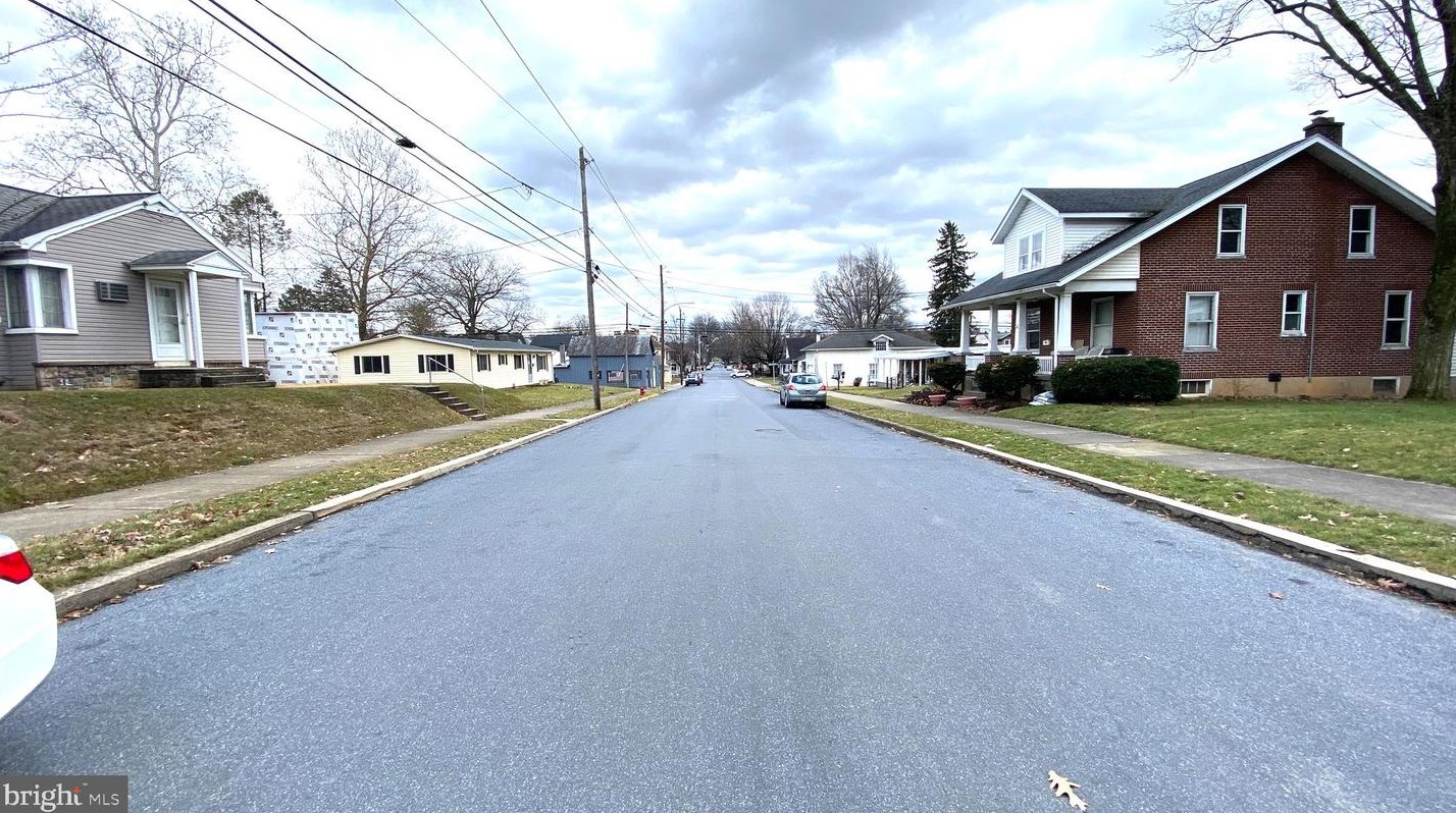 24 Penn St, Old Line PA  17545-1429 exterior