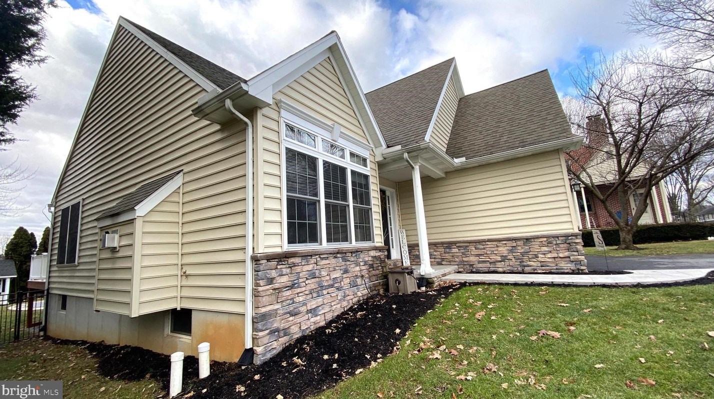 24 Penn St, Old Line PA  17545-1429 exterior