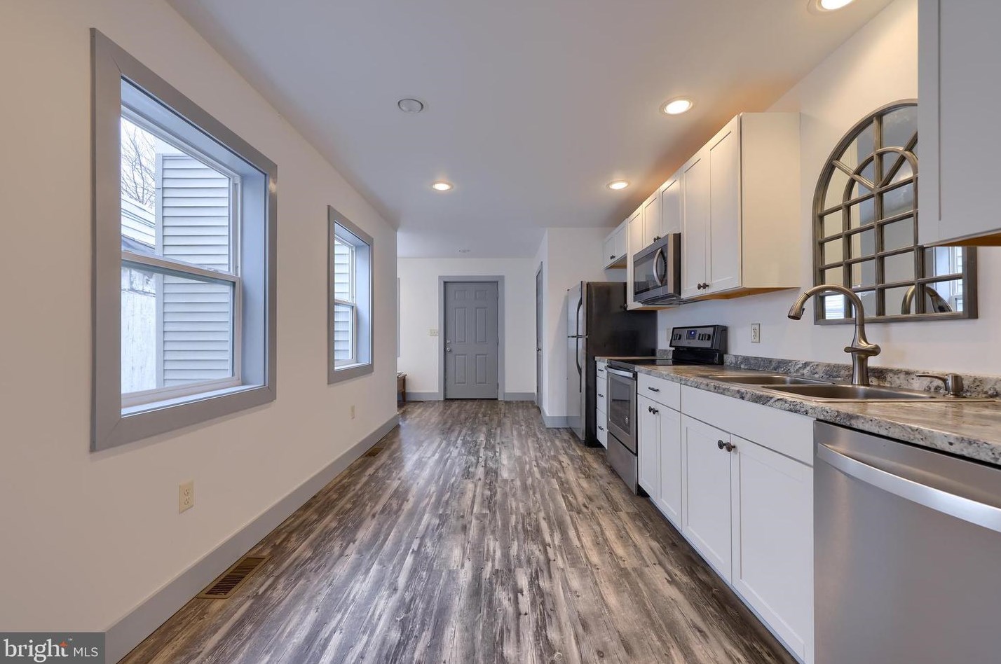 226 Lawrence St, Kinderhook PA  17512-1713 exterior