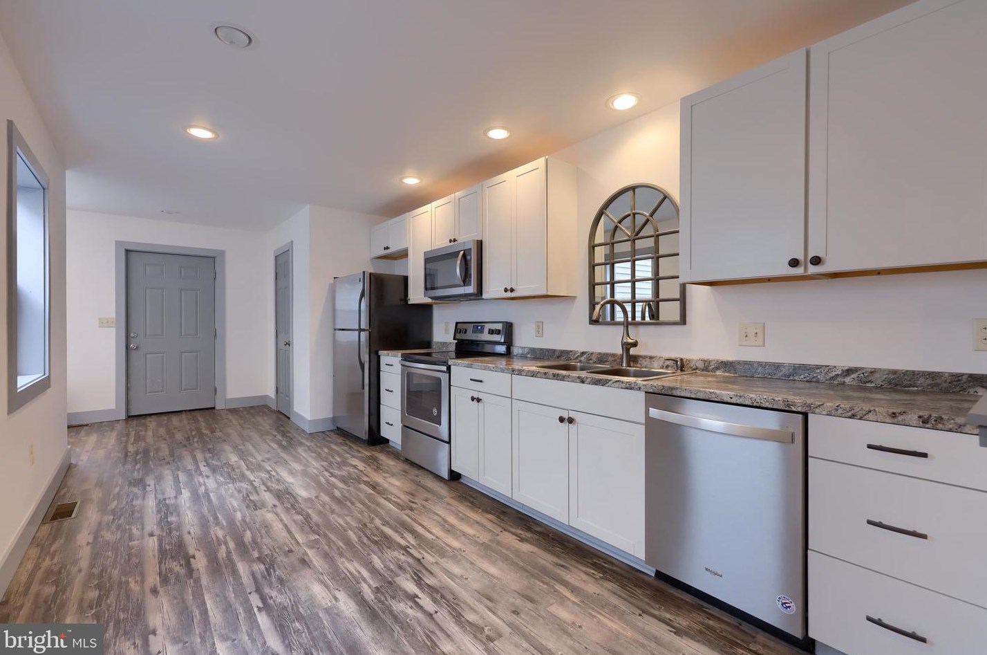 226 Lawrence St, Kinderhook PA  17512-1713 exterior