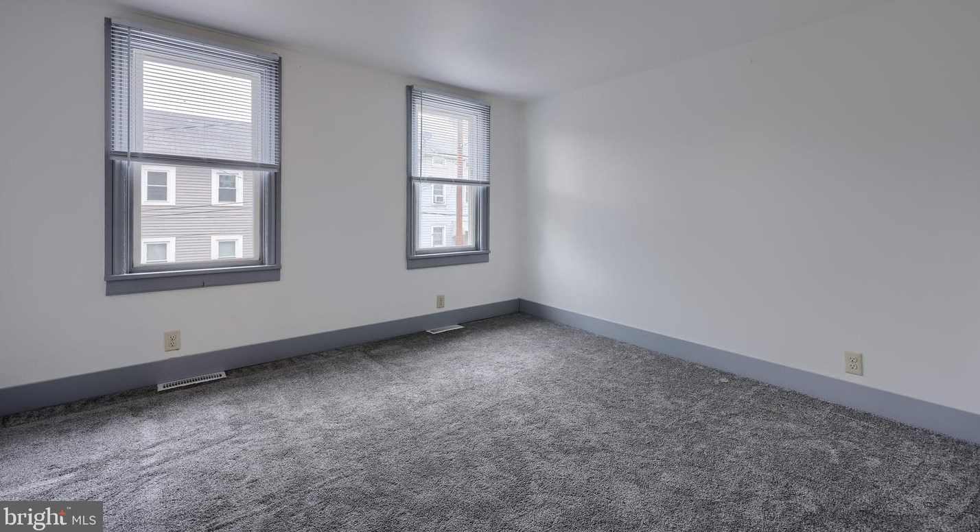 226 Lawrence St, Kinderhook PA  17512-1713 exterior