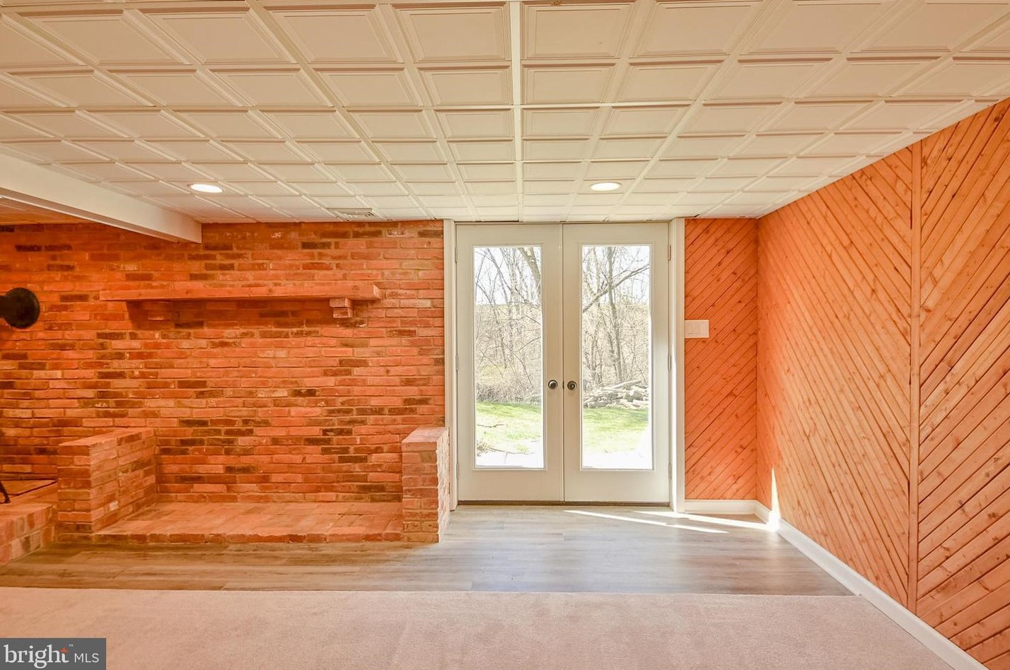 1085 Drager Rd, Kinderhook PA  17512-8707 exterior