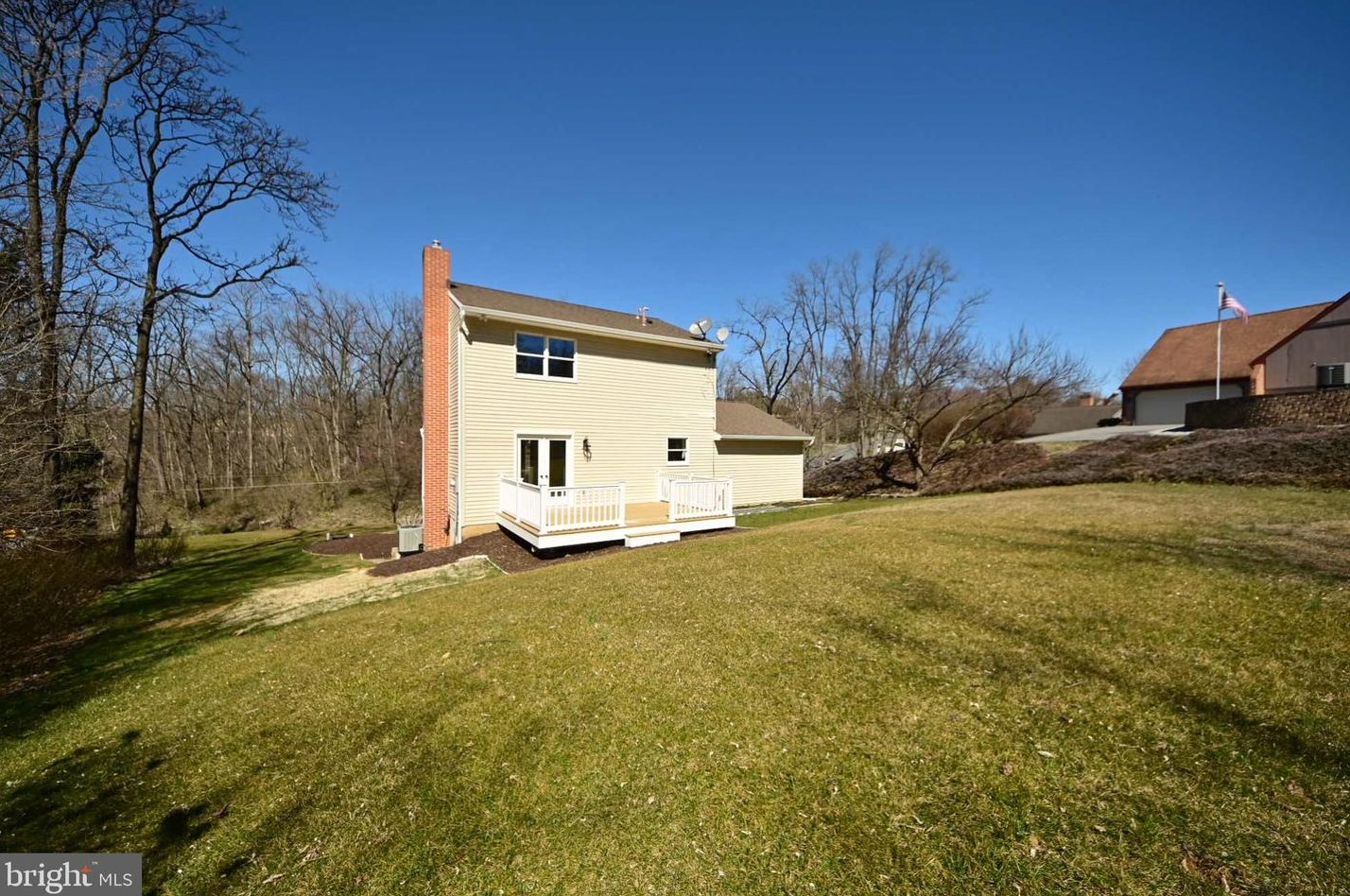 1085 Drager Rd, Kinderhook PA  17512-8707 exterior
