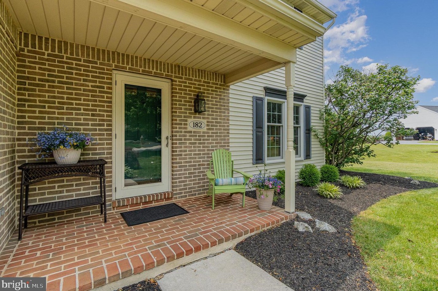 182 Northridge Dr, Landisville PA  17538-1911 exterior