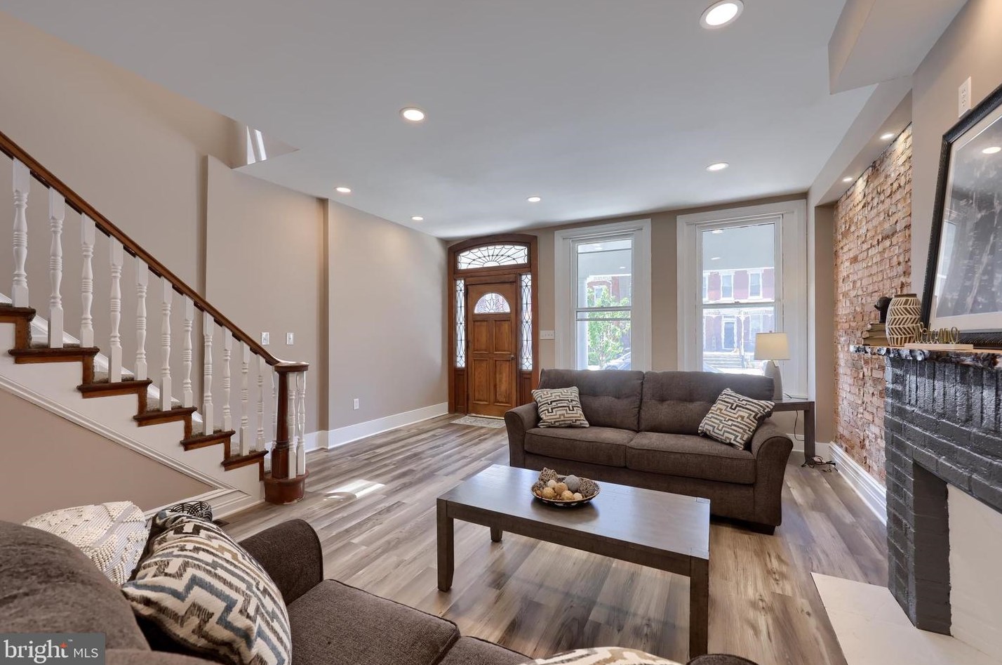 818 Walnut St, Kinderhook PA  17512-1326 exterior