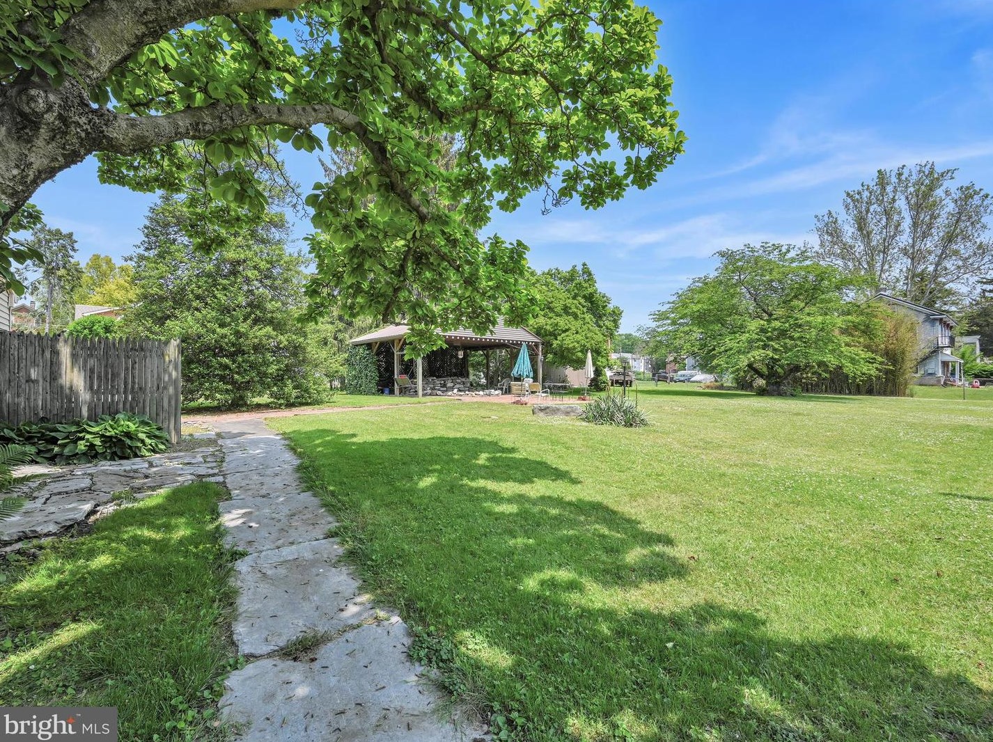 304 Front St, Marietta PA 17547-1704 exterior