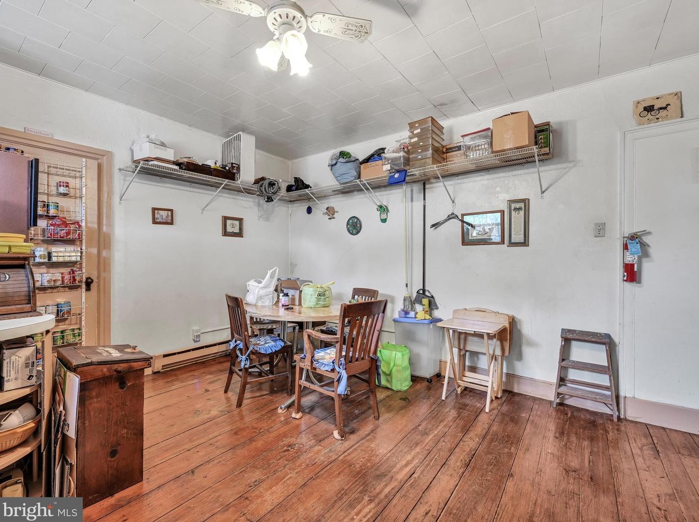 304 Front St, Marietta PA 17547-1704 exterior