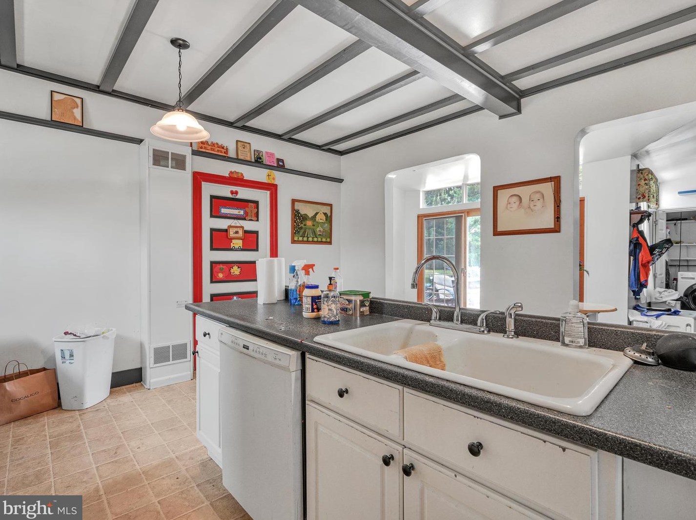 304 Front St, Marietta PA 17547-1704 exterior