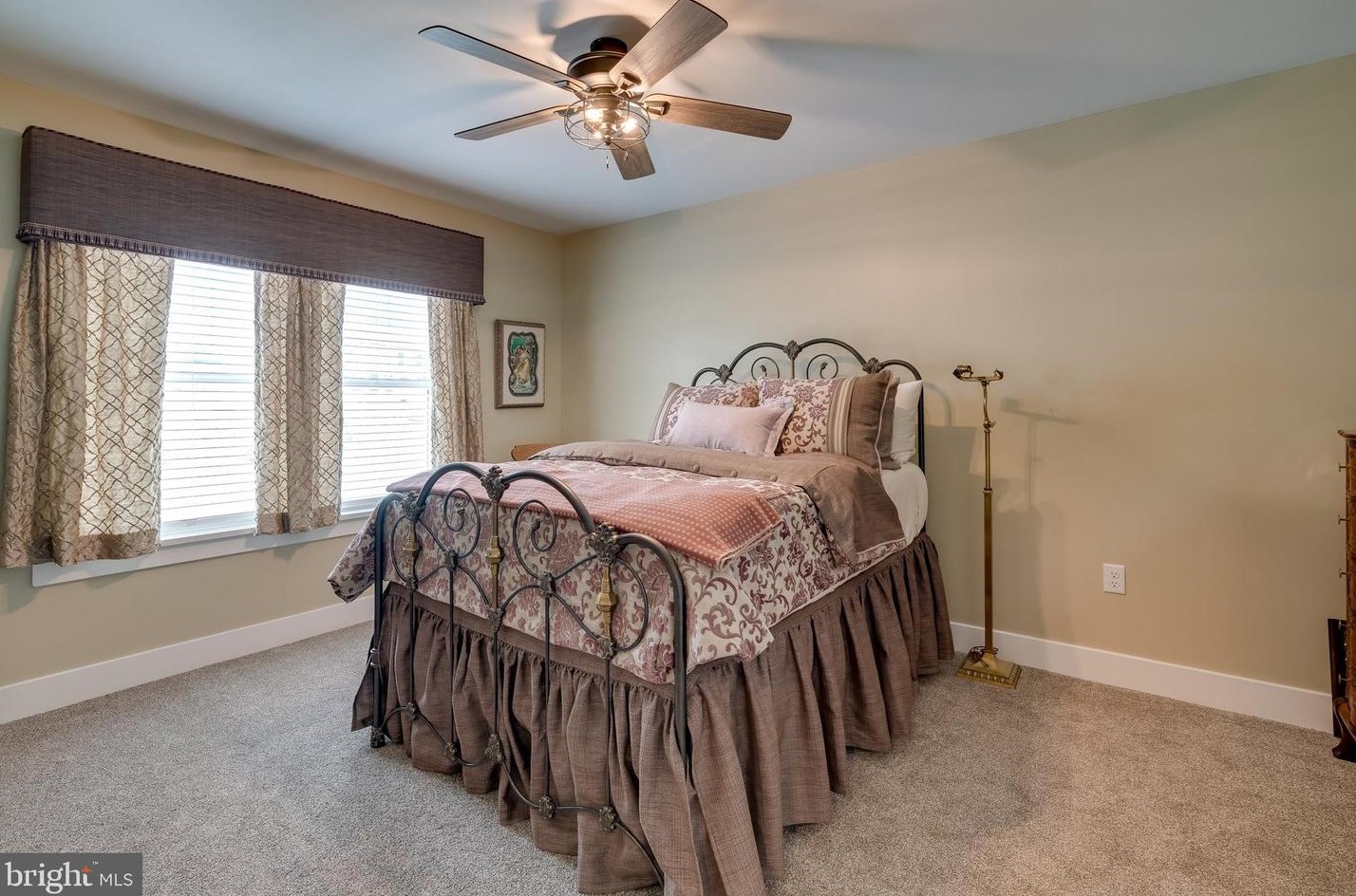 2577 Camas Ln, East Petersburg PA  17520-1435 exterior