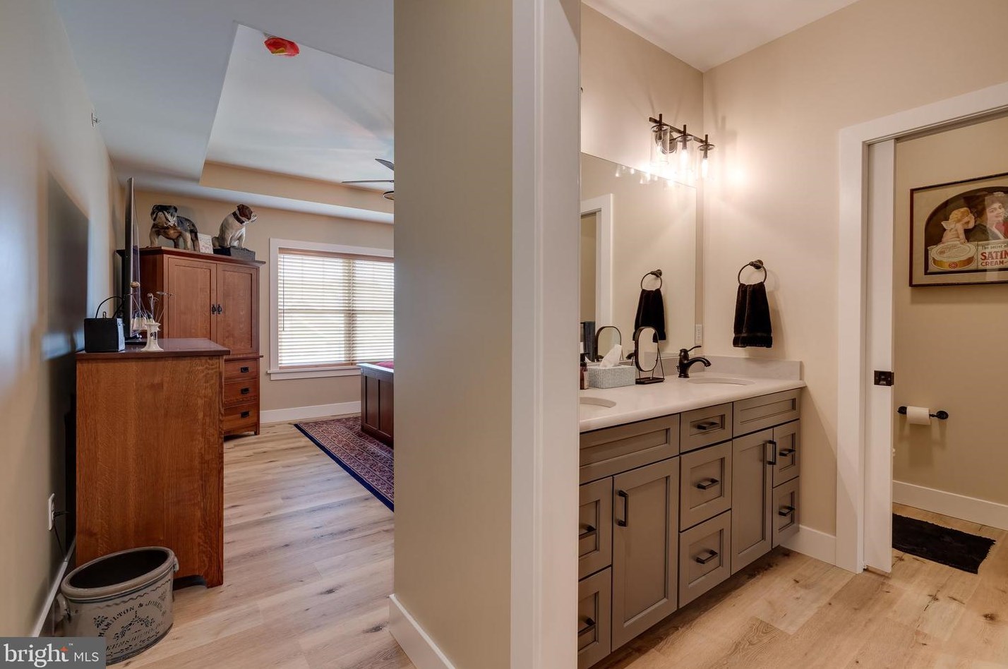 2577 Camas Ln, East Petersburg PA  17520-1435 exterior