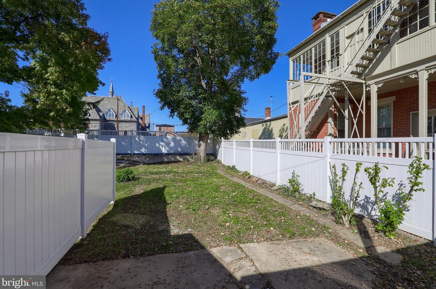 339 Cherry St, Kinderhook PA  17512-1418 exterior