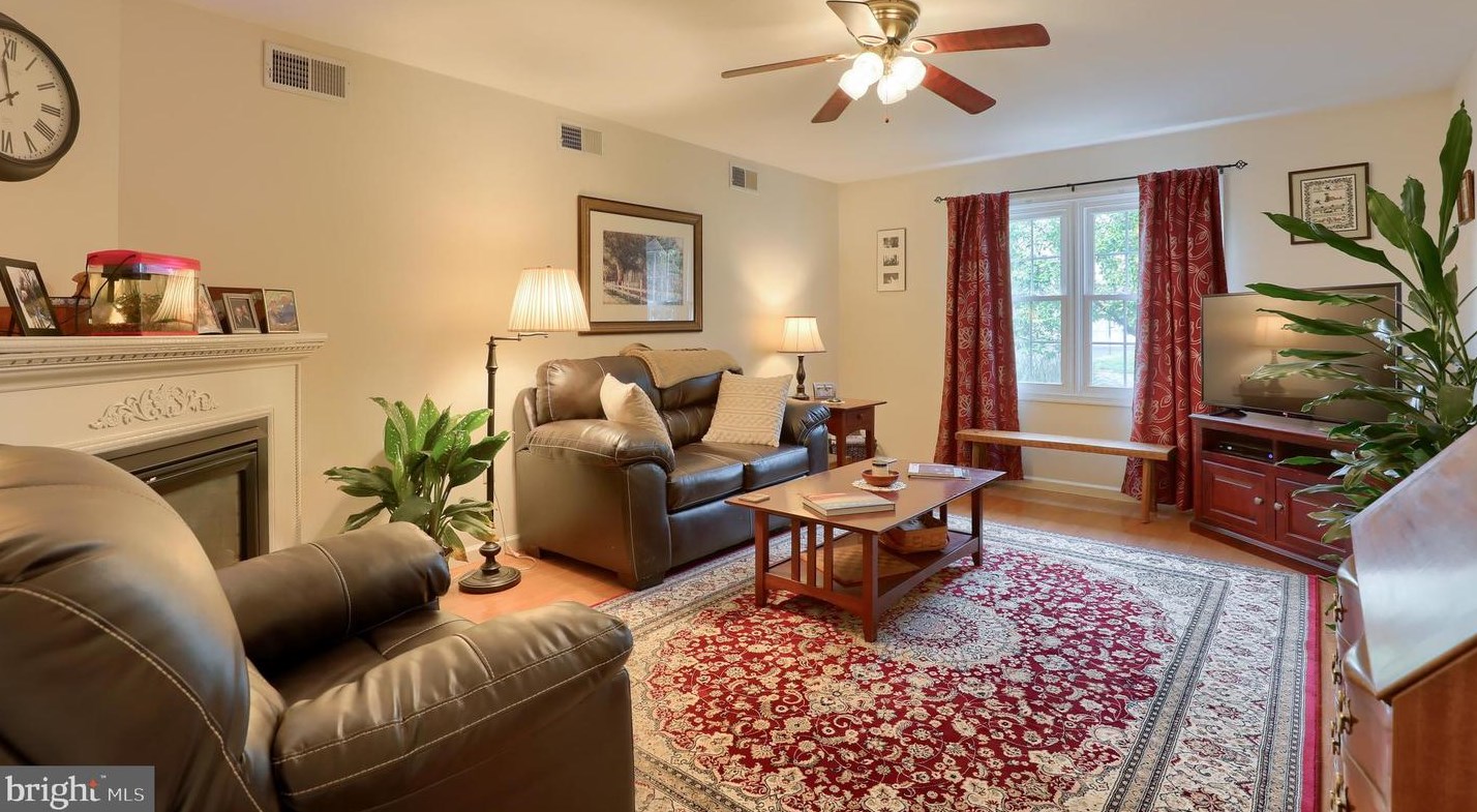 194 Northridge Dr, Landisville PA  17538-1911 exterior