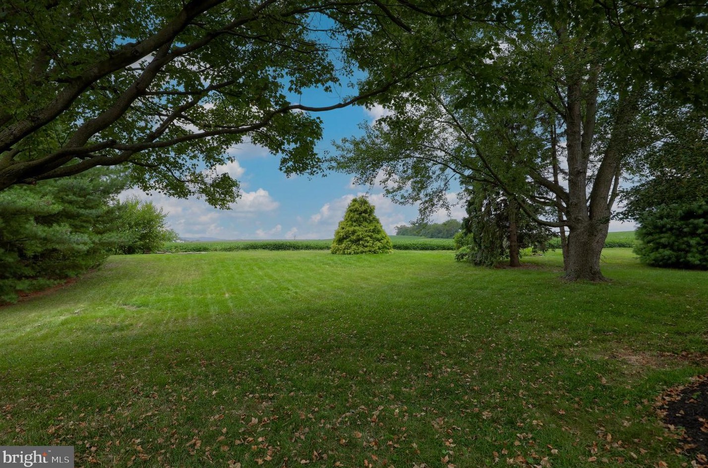 194 Northridge Dr, Landisville PA  17538-1911 exterior