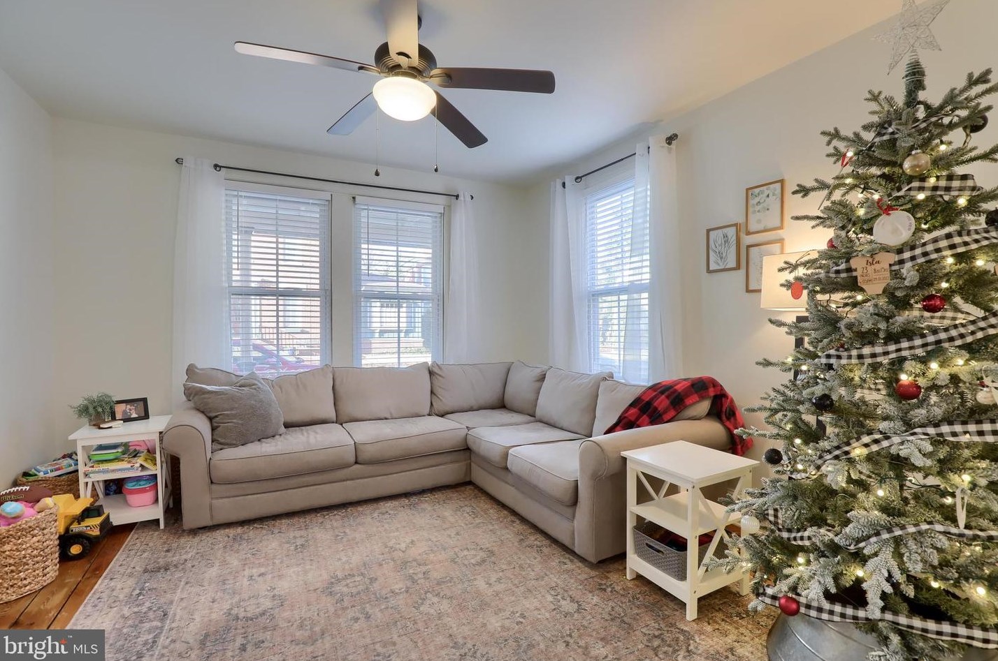 235 Market St, Marietta PA  17547-1533 exterior