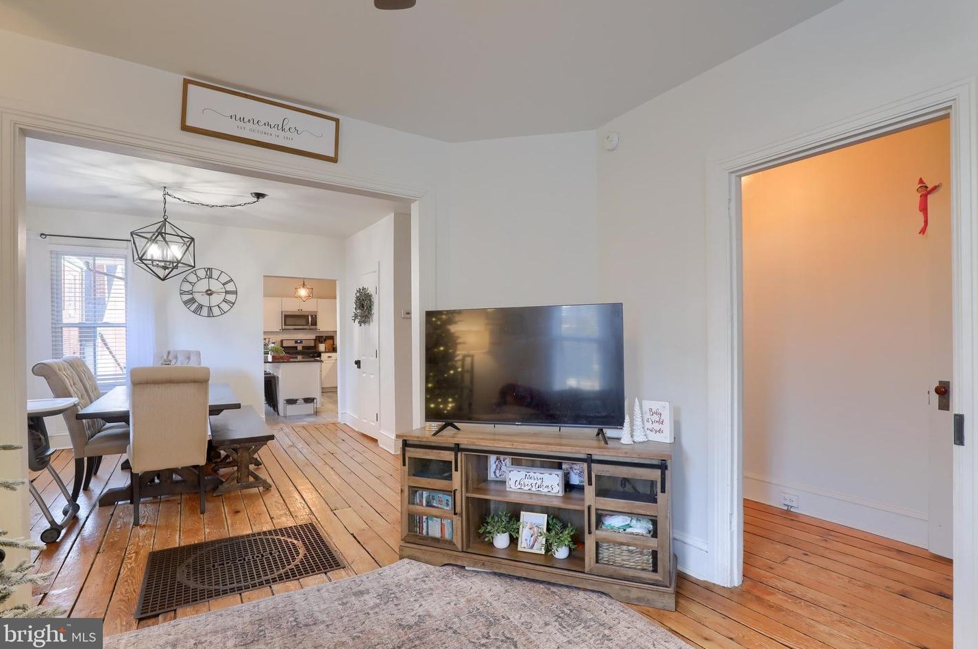 235 Market St, Marietta PA  17547-1533 exterior