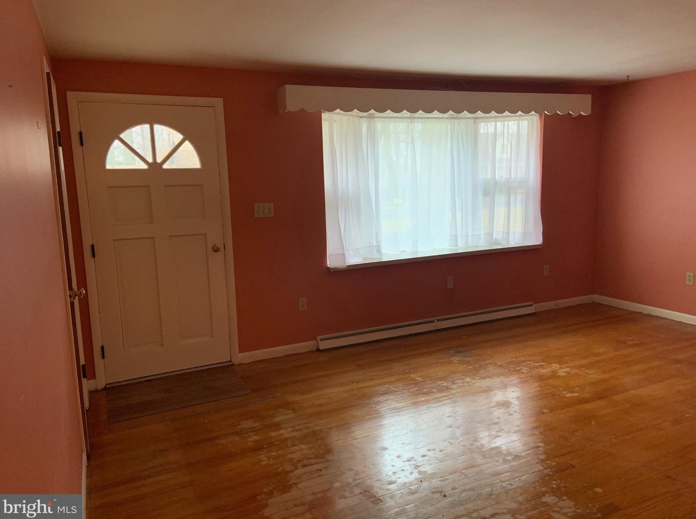552 Ridge Ave, Ephrata PA  17522-9228 exterior