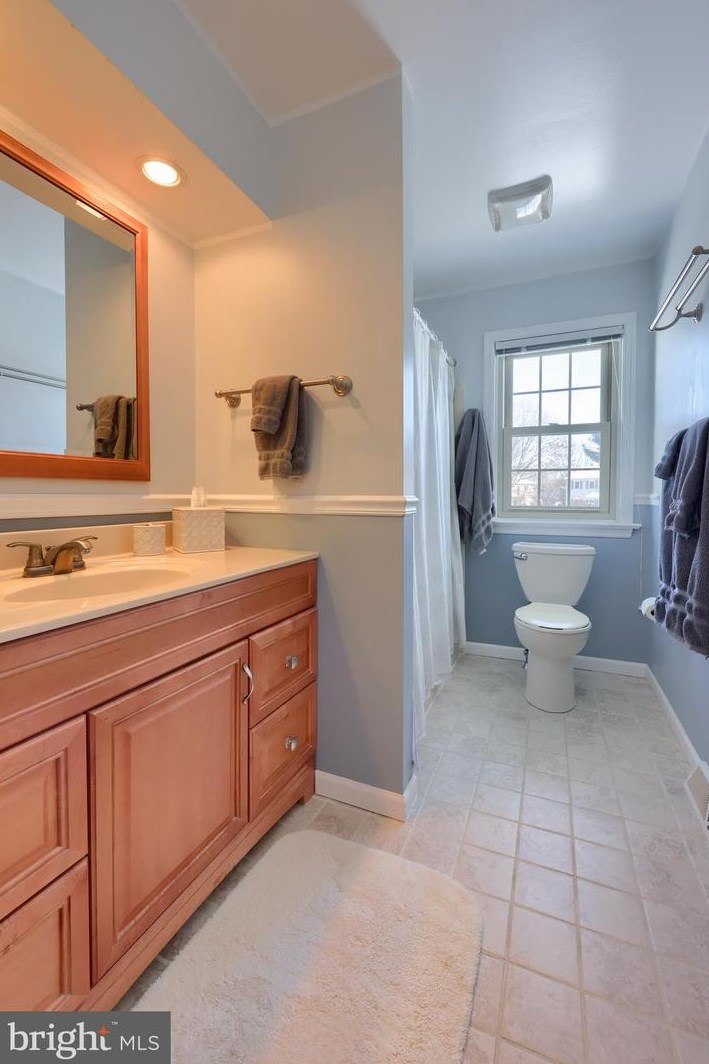 1517 Edinborough Cir, Landisville PA  17538-1364 exterior