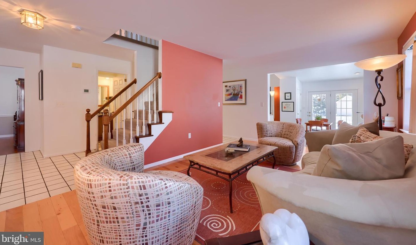 1517 Edinborough Cir, Landisville PA  17538-1364 exterior