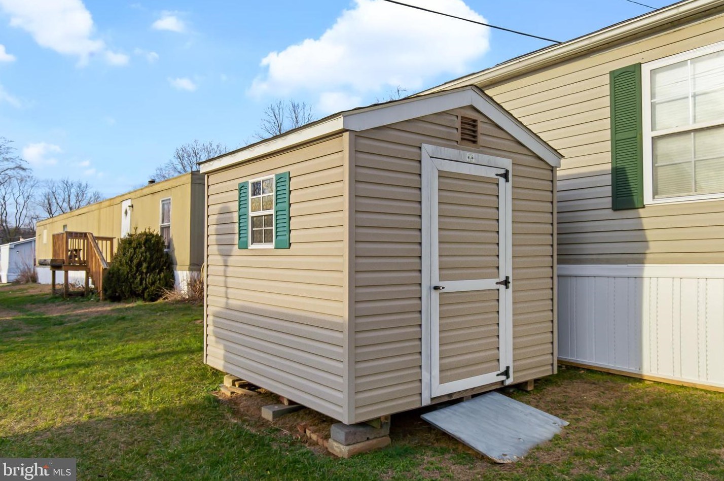 48 Park Ln, Holtwood PA  17532-9736 exterior
