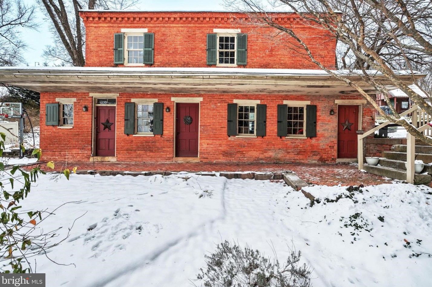 1151 Cloverton Dr, Kinderhook PA  17512-9405 exterior