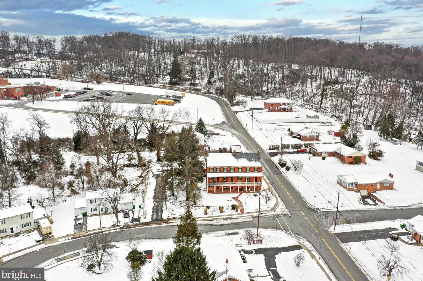1151 Cloverton Dr, Kinderhook PA  17512-9405 exterior