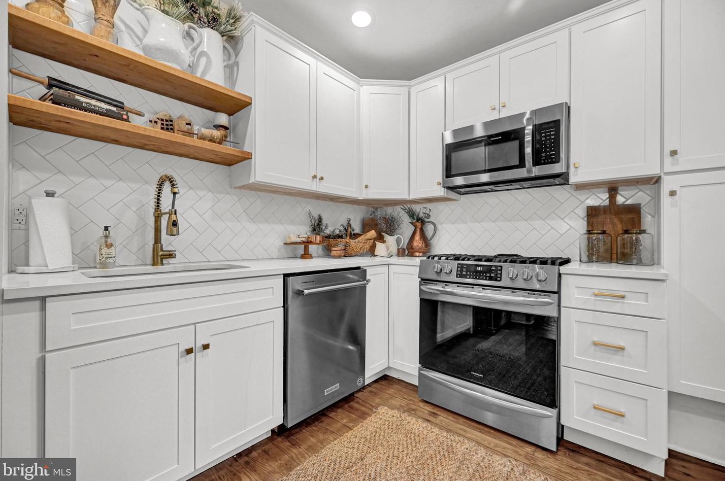 335 Grant St, Lancaster PA  17602-2906 exterior