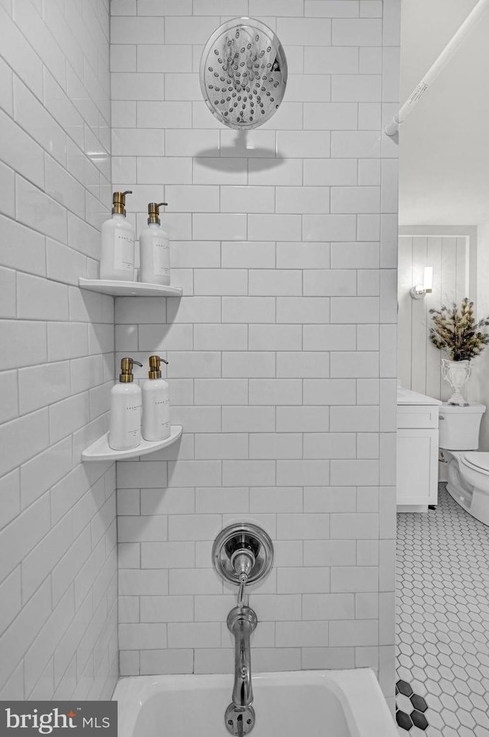 335 Grant St, Lancaster PA  17602-2906 exterior