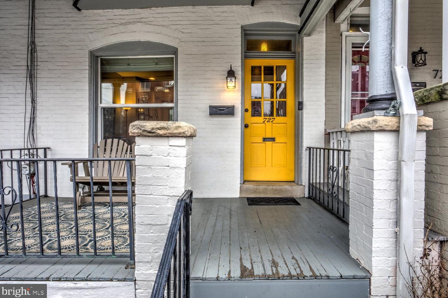 727 Plum St, Lancaster PA  17602-4327 exterior