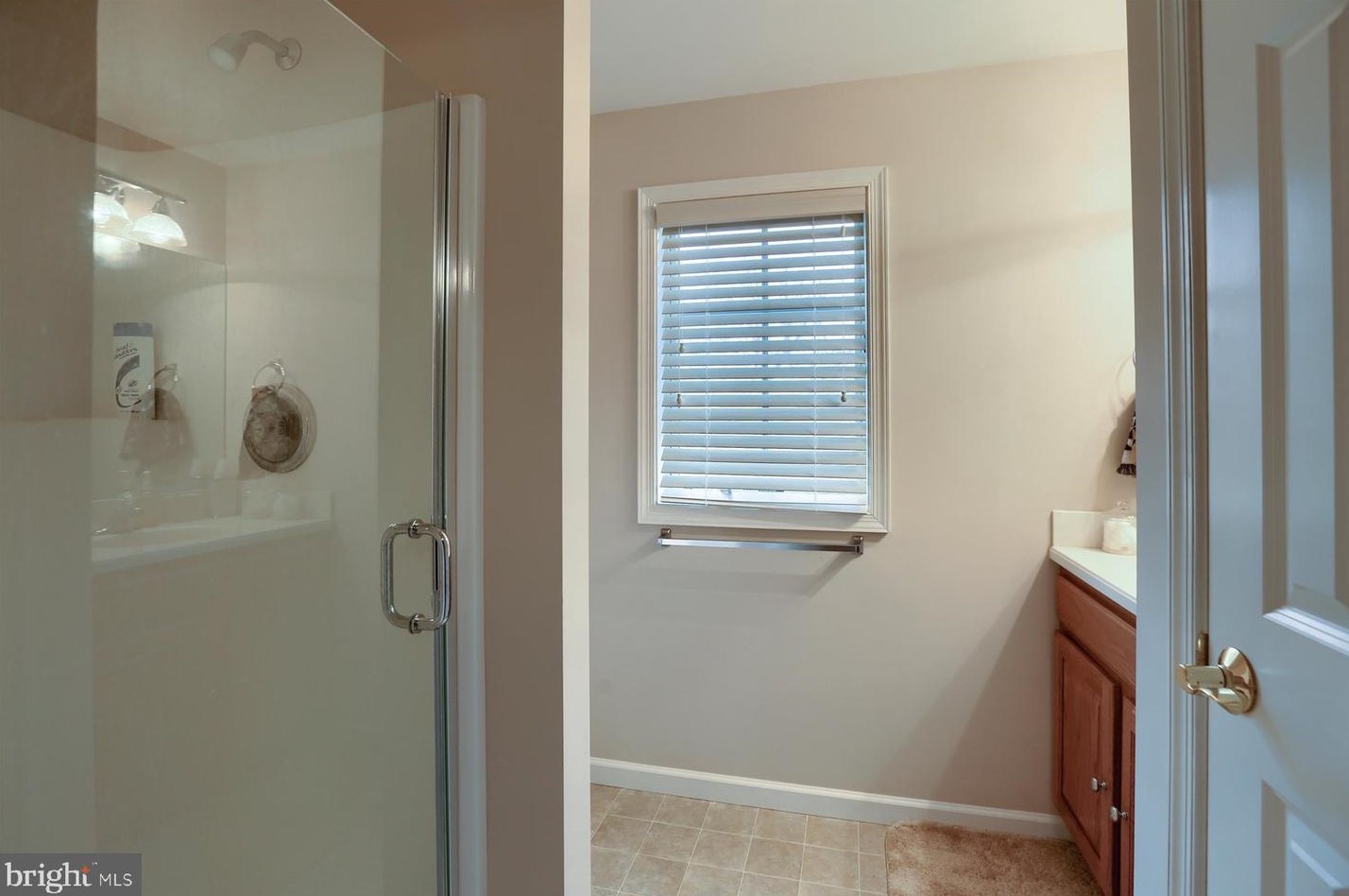 1533 Robert Rd, Lancaster PA  17601-5632 exterior