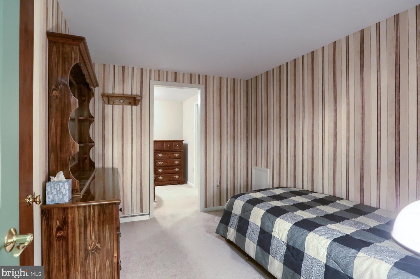 1533 Robert Rd, Lancaster PA  17601-5632 exterior