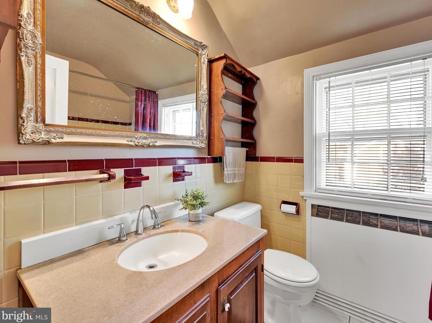 947 Martha Ave, Lancaster PA  17601-5123 exterior