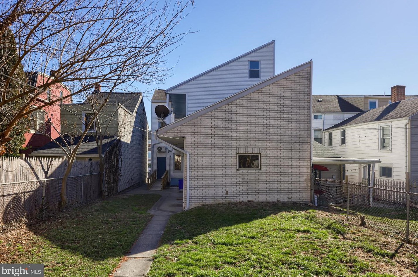 447 Cherry St, Kinderhook PA  17512-1526 exterior