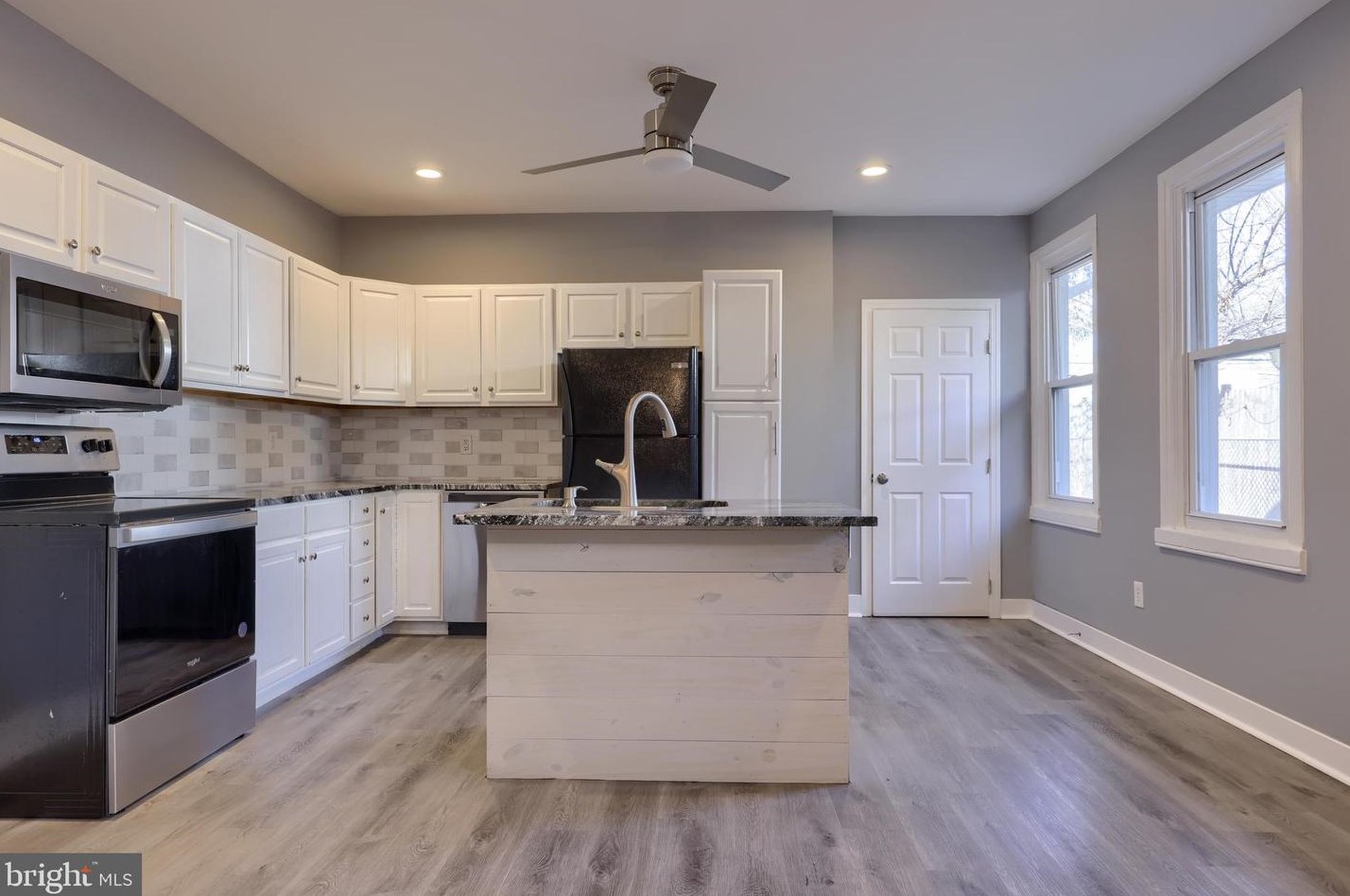 447 Cherry St, Kinderhook PA  17512-1526 exterior