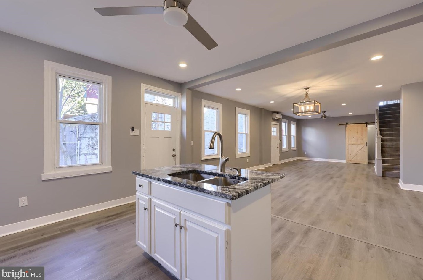447 Cherry St, Kinderhook PA  17512-1526 exterior