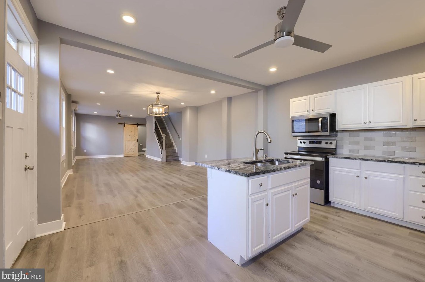 447 Cherry St, Kinderhook PA  17512-1526 exterior