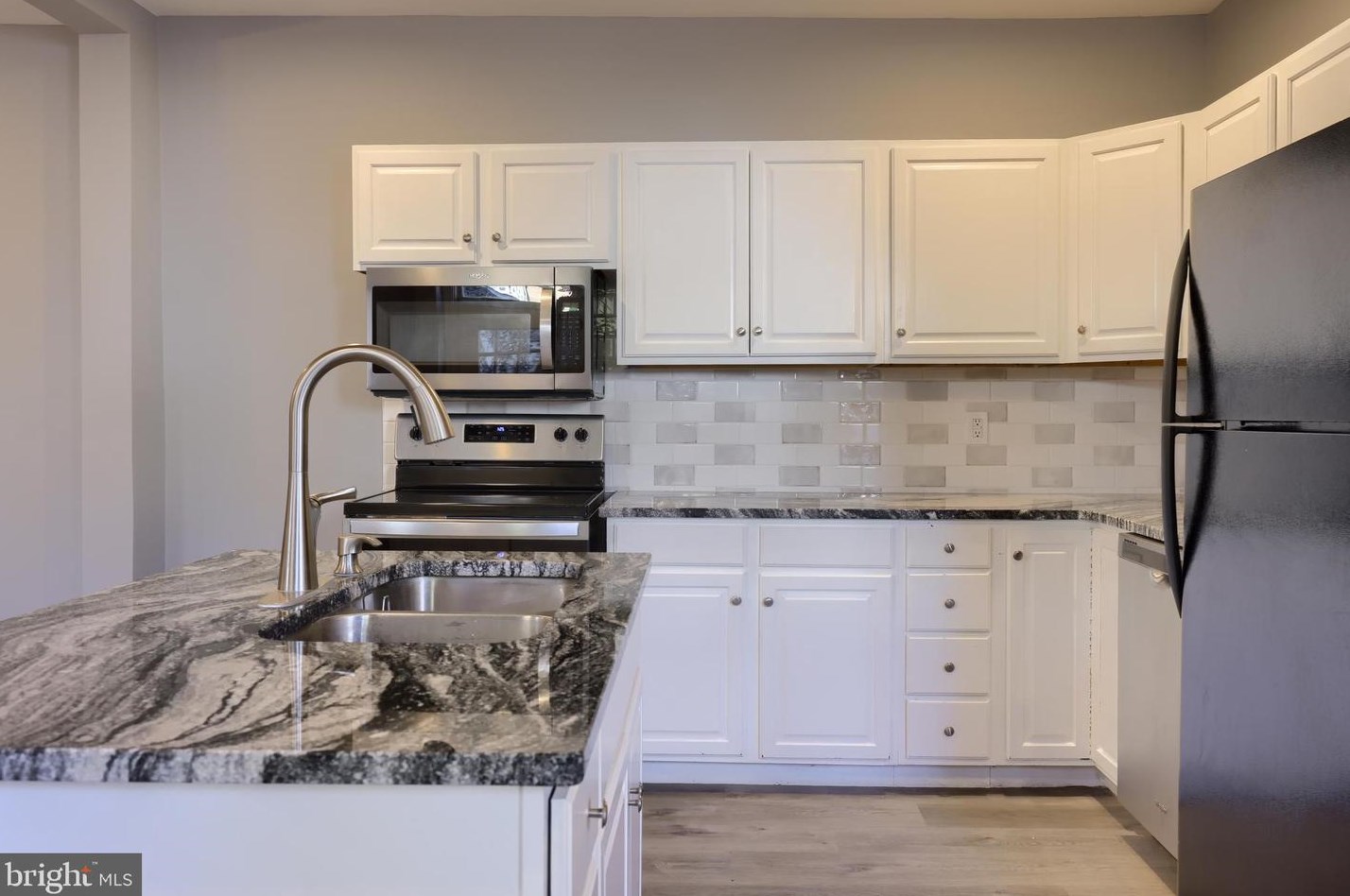 447 Cherry St, Kinderhook PA  17512-1526 exterior